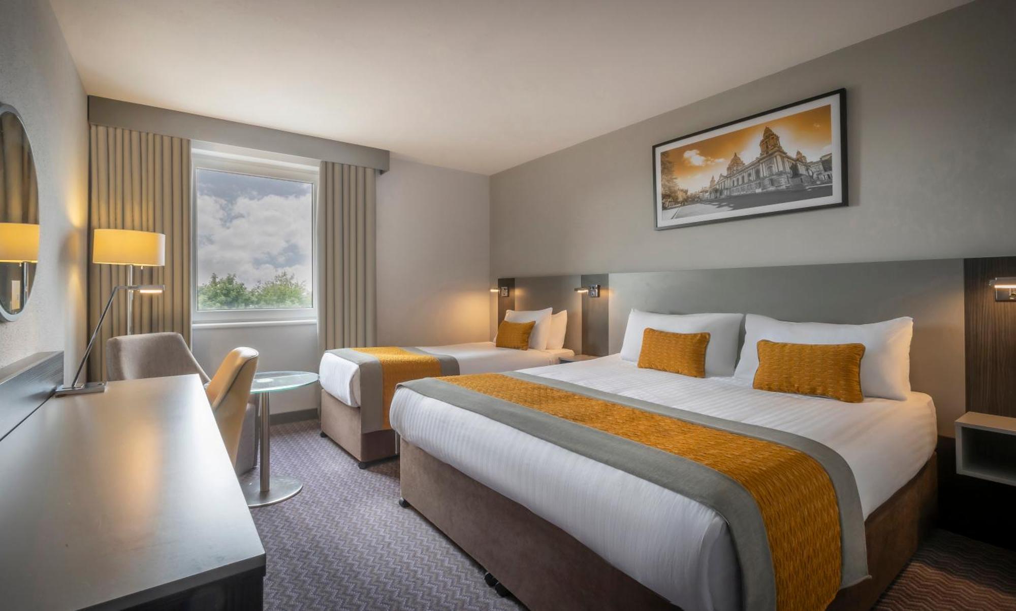 Hotel Maldron Belfast International Airport 4*