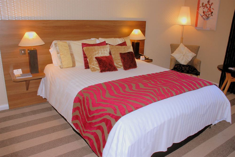 Maldron Belfast International Airport Hotel