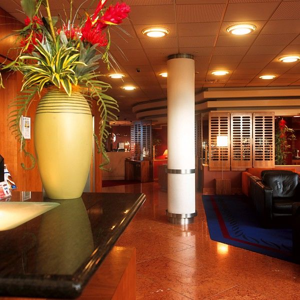 Maldron Belfast International Airport Hotel 4*