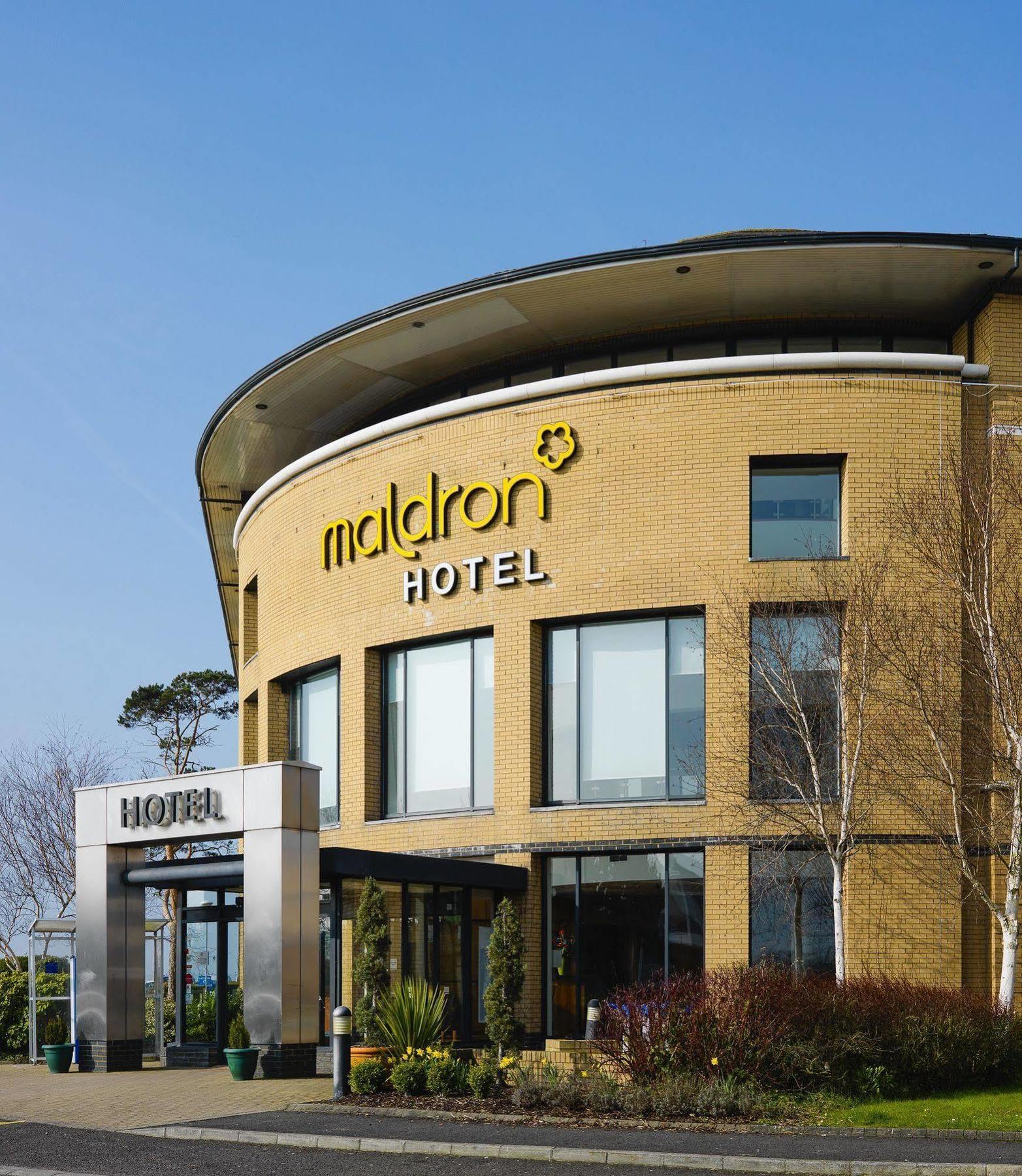 Hotel Maldron Belfast International Airport 4*