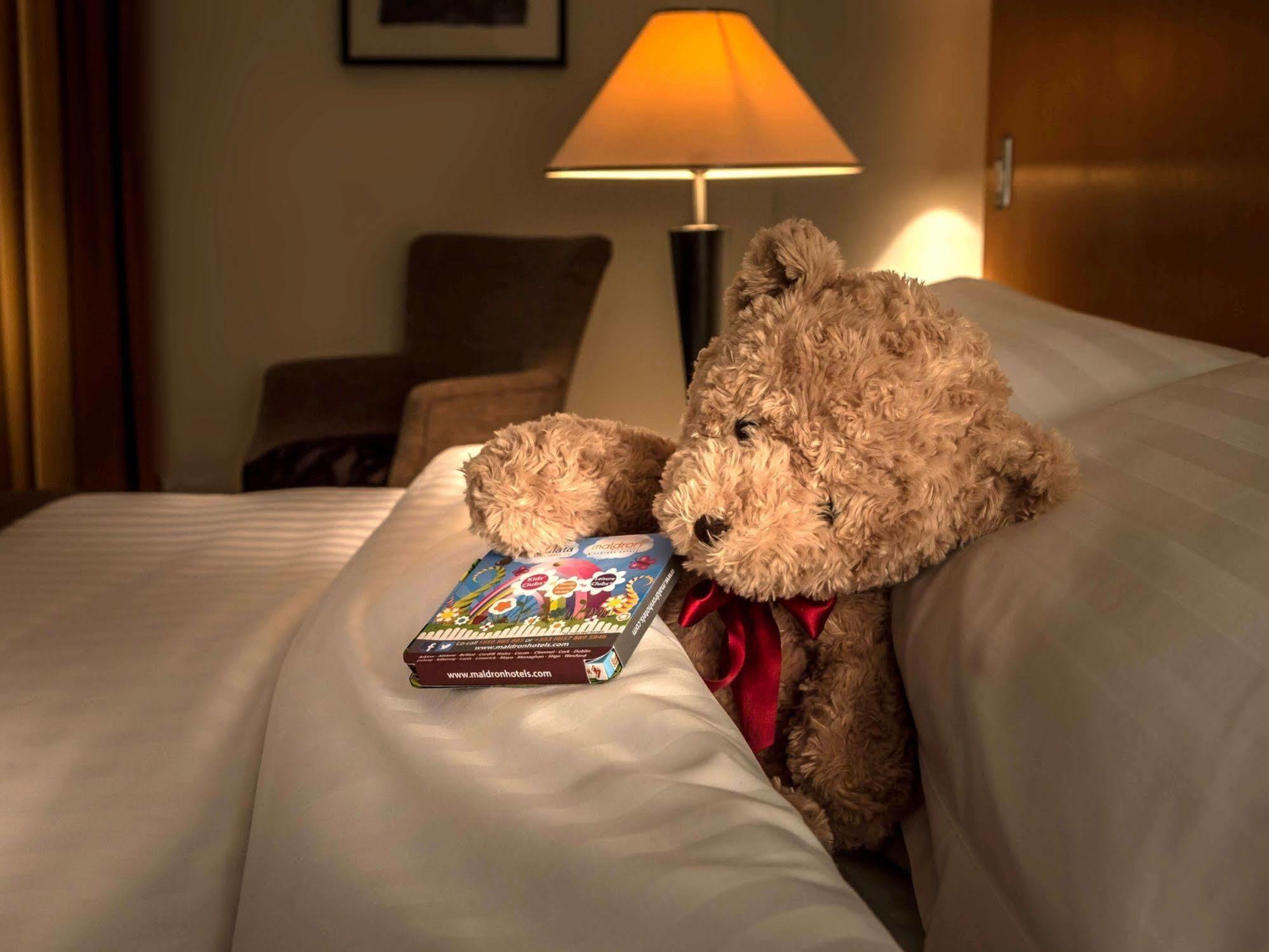 Maldron Belfast International Airport Hotel 4*